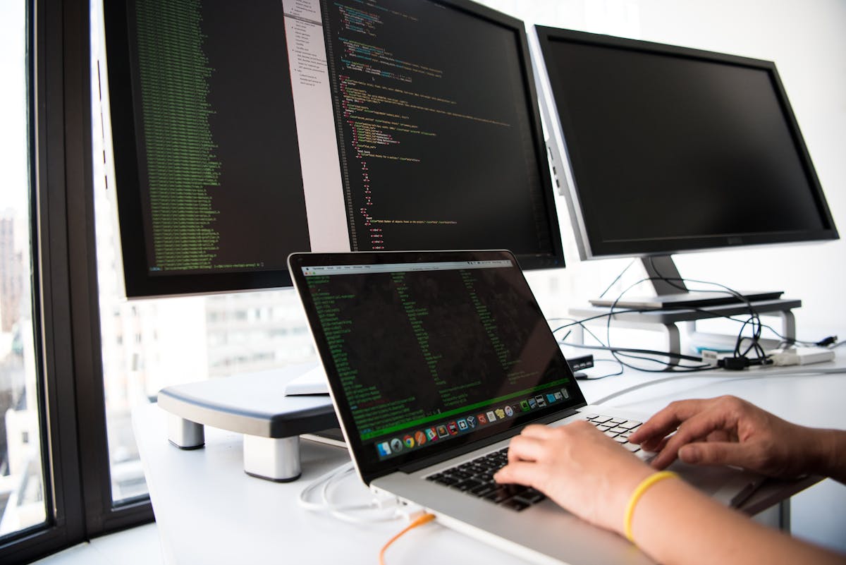 WordPress error logs debug guide Screenwalker WordPress error logs debug troubleshooting PHP errors guide