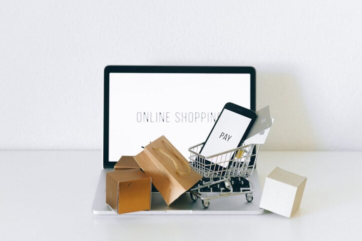 Screenwalker WooCommerce vs Wix eCommerce beginners platform comparison